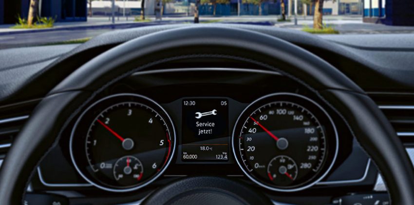 Service Anzeige von einem VW Tiguan