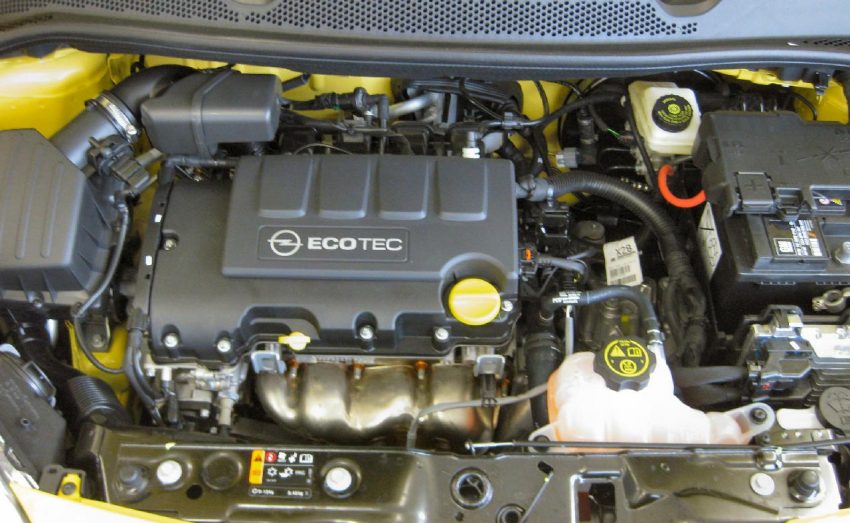 EcoTec Motor von einem Opel Adam