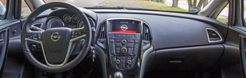 Innenraum Opel Astra J