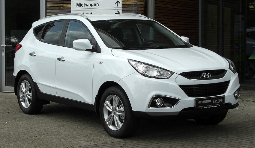 Weißer Hyundai ix35 Frontansicht SUV
