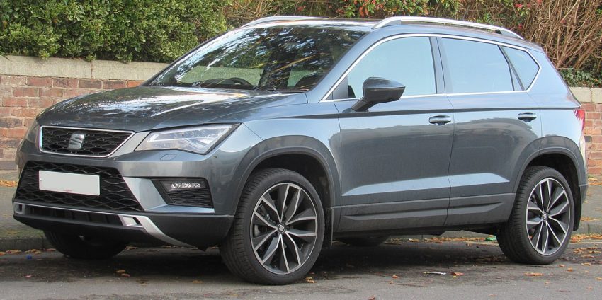 Seitenansicht Grauer Seat Ateca