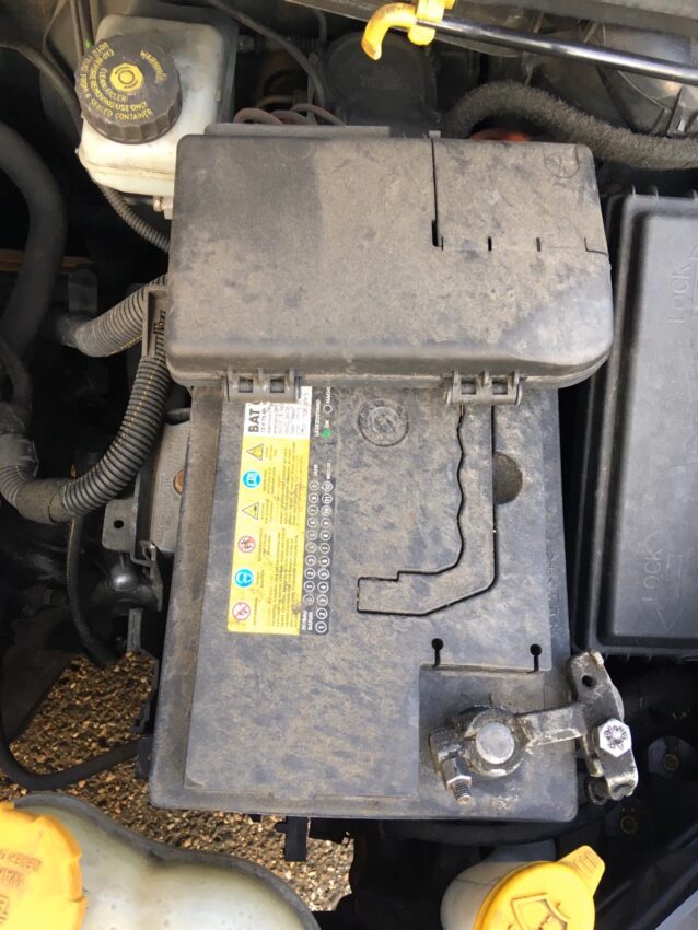 Autobatterie Opel Corsa D