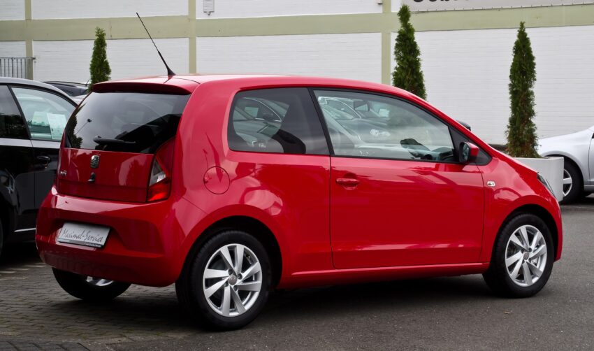Seitenansicht Roter Seat Mii 1.0 2 Türer