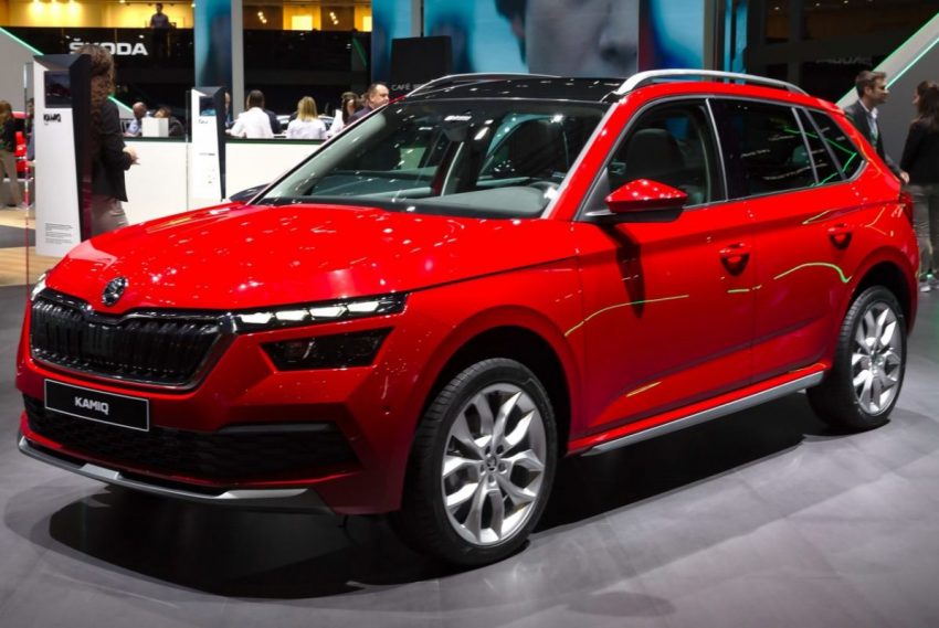 Roter Skoda Kamiq mit Schwarzem Dach Frontansicht