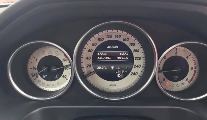 Tacho Anzeige Mercedes E Klasse