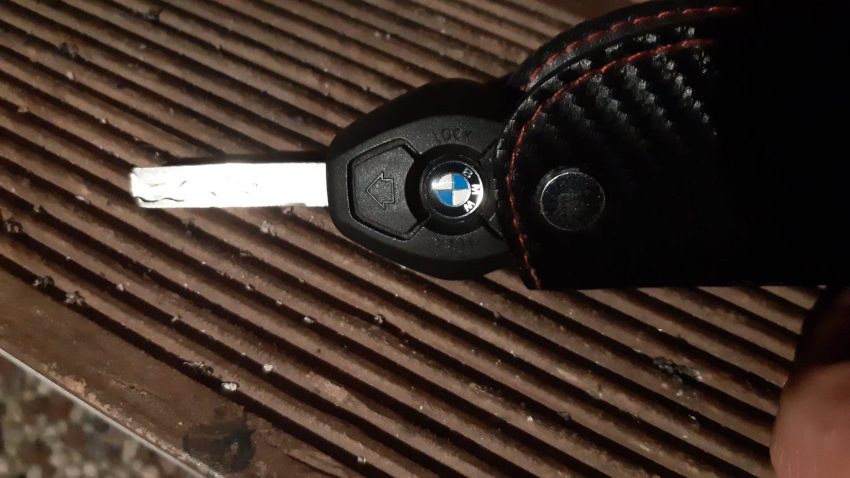 Älterer Funkschlüssel des BMW E46