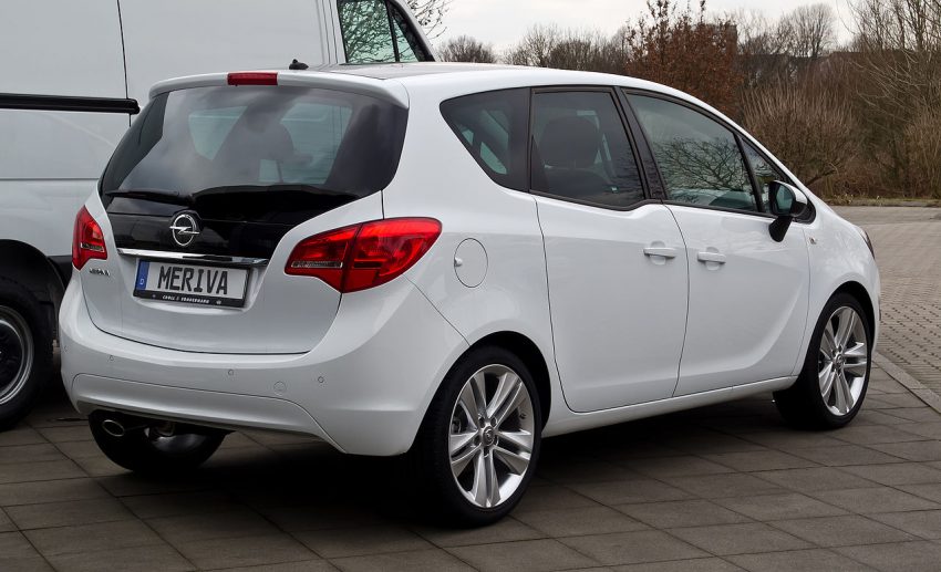 Opel Meriva B Heckansicht weiss