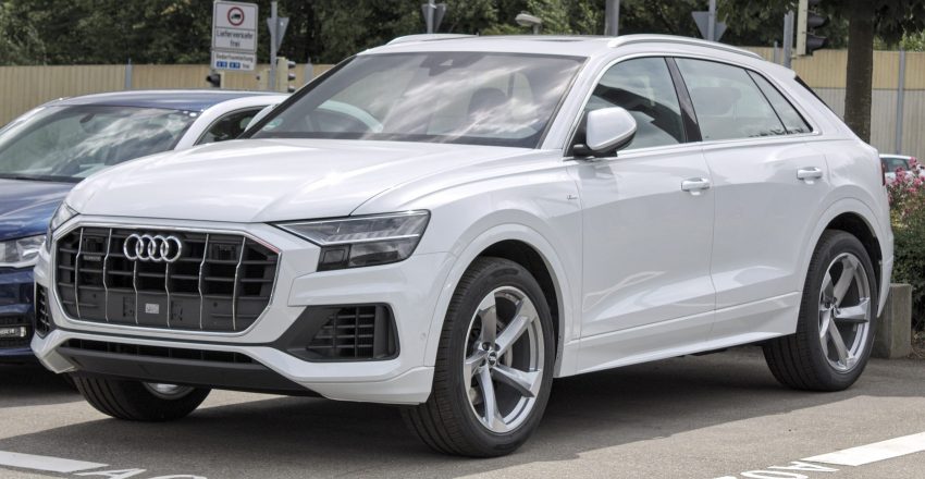 Audi Q8 (weiss) Frontansicht