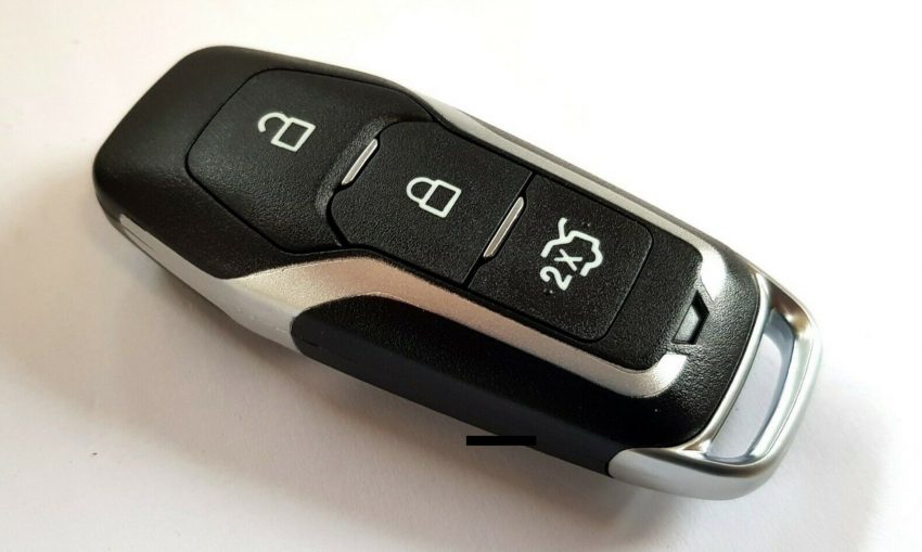 Funkschlüssel eines Ford S-Max
