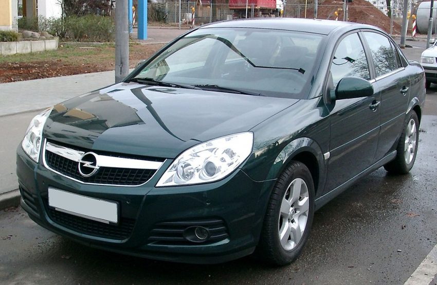 Opel Vectra Frontansicht Stufenheck