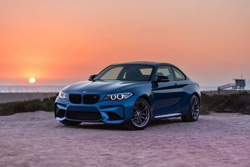 BMW 2er Frontansicht blau
