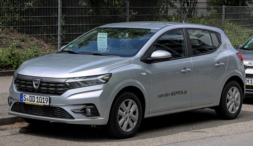 Dacia Sandero Generation 3 silber