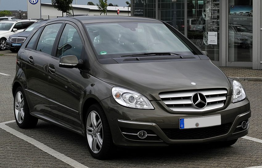 B Klasse T245 Frontansicht Mercedes