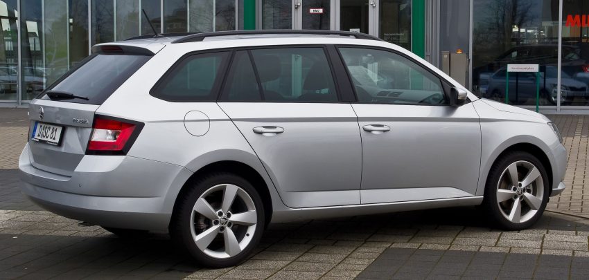 Seitenansicht eines Skoda Fabia 3 Kombi