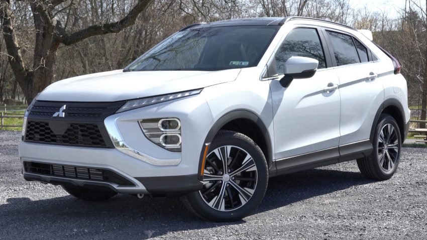 Frontansicht weißer Mitsubishi Eclipse Cross Facelift