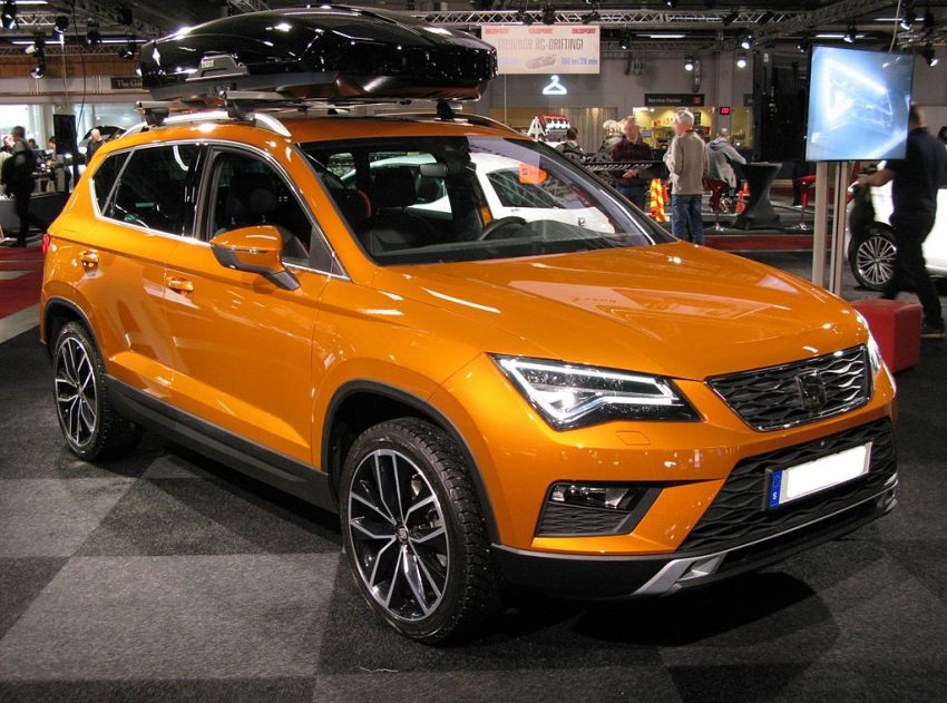 Seat Ateca Seitenansicht orange